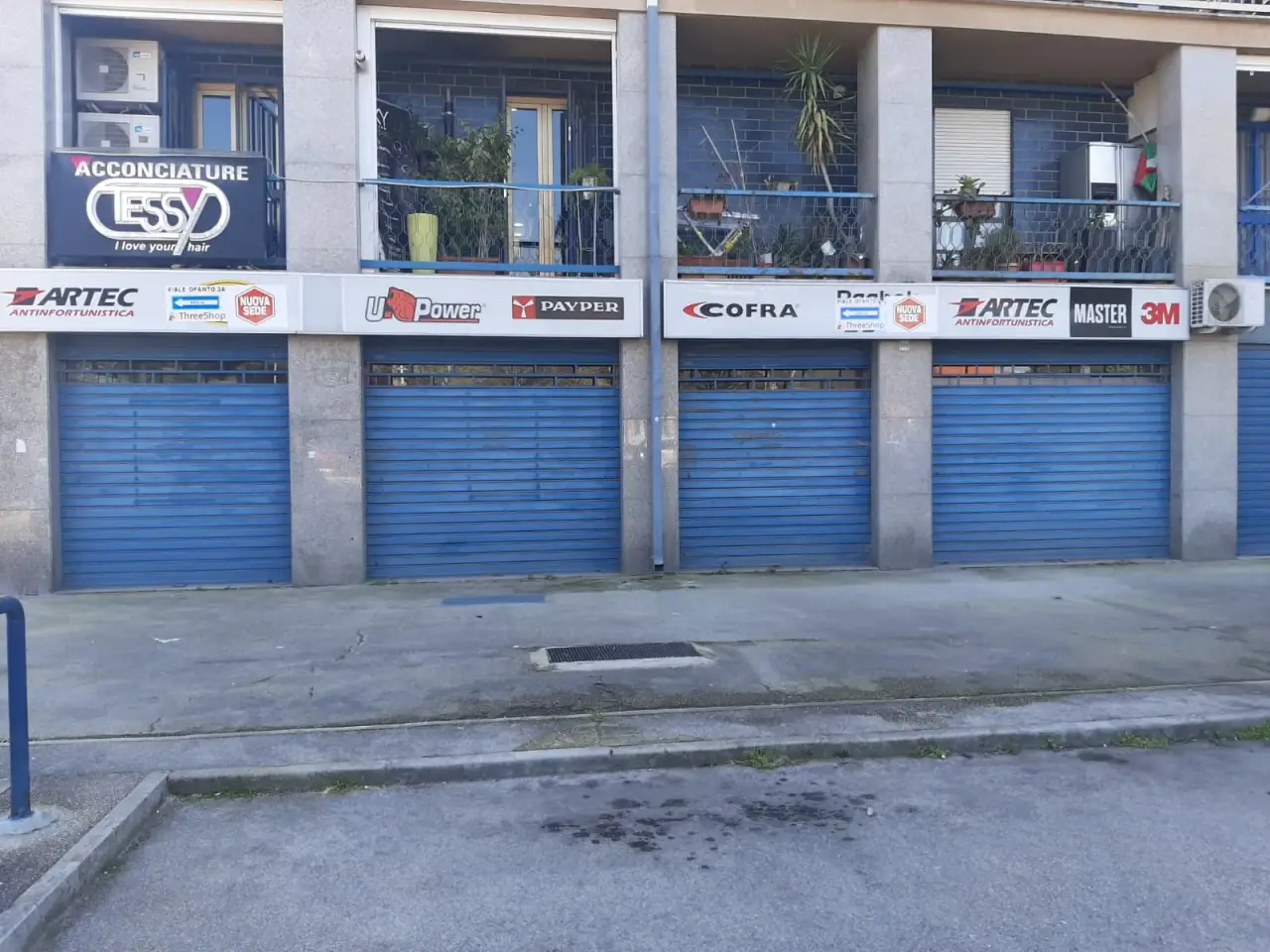 Negozio in Viale Luigi Pinto 19, Foggia, {3} - Foto 1