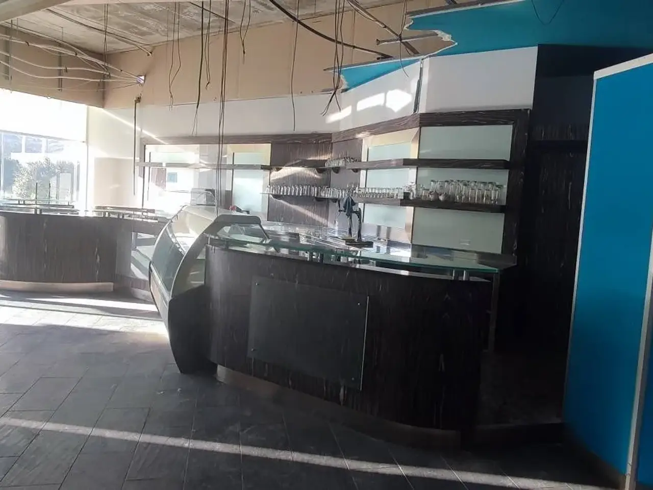 Esercizio commerciale in Via Vespucci, Teramo, {3} - Foto 2