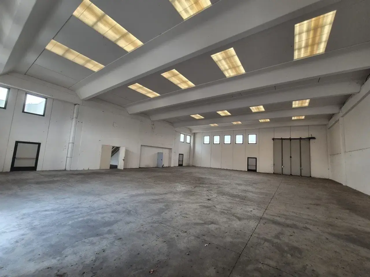 Capannone in Via dell'Industria 5, Porto Recanati, {3} - Foto 1