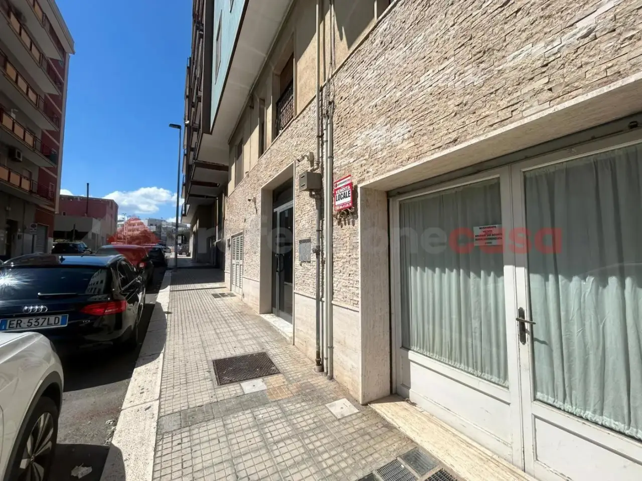 Negozio in Via Fracanzano, Monopoli, {3} - Foto 1