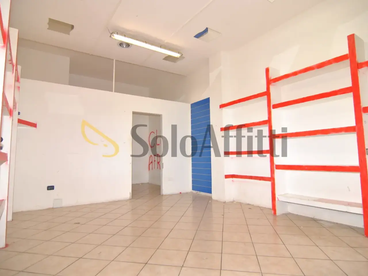 Negozio in Scali Aurelio Saffi 48, Livorno, {3} - Foto 2
