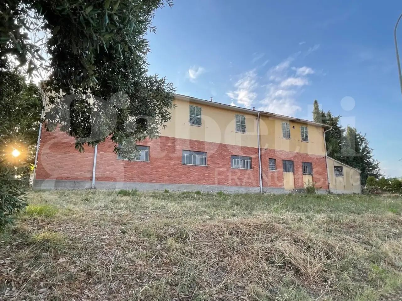 Palazzina commerciale in Strada Eugubina  Snc, Perugia, {3} - Foto 2
