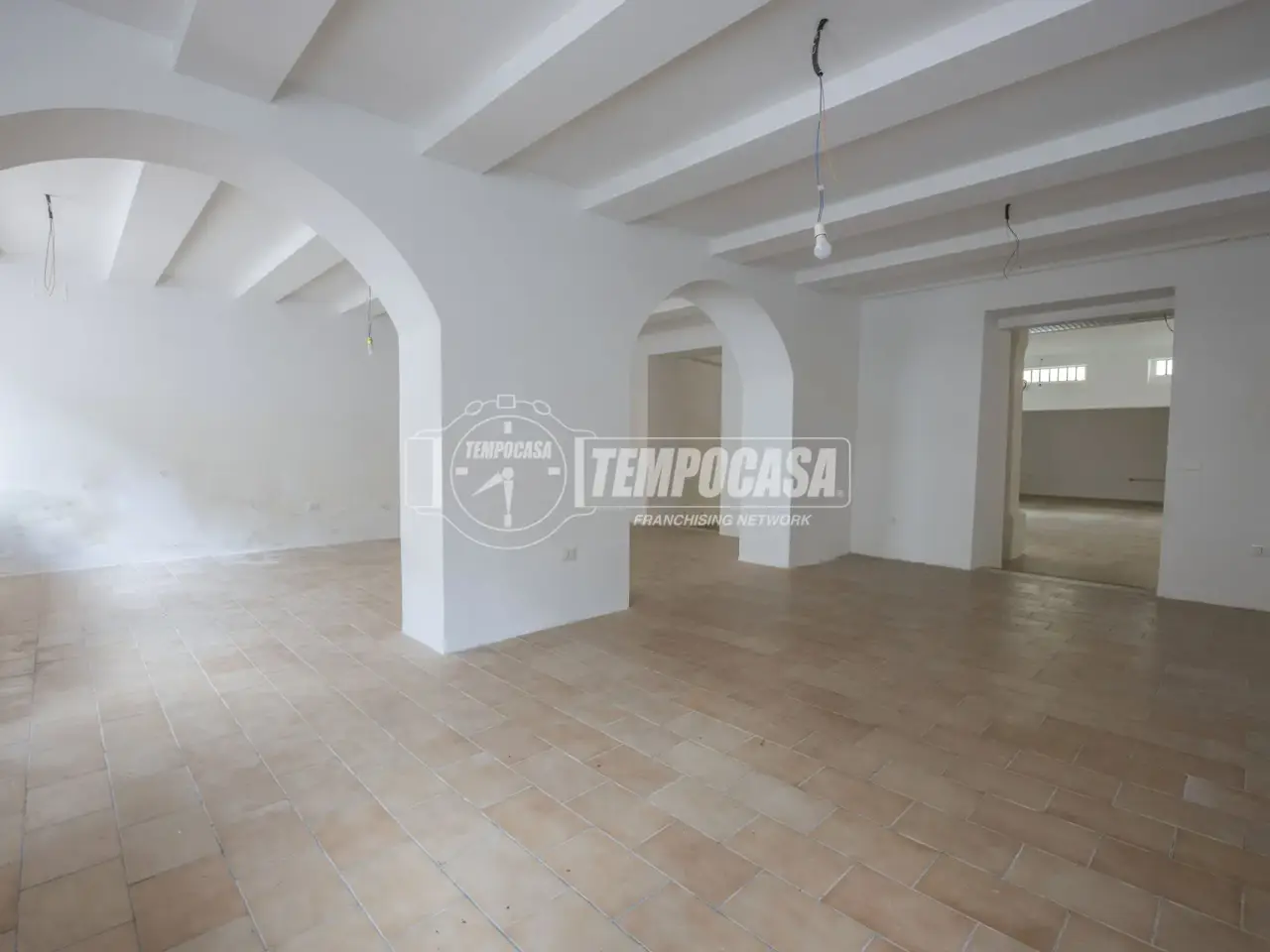 Negozio in Corso Fratelli Cairoli, Macerata, {3} - Foto 2