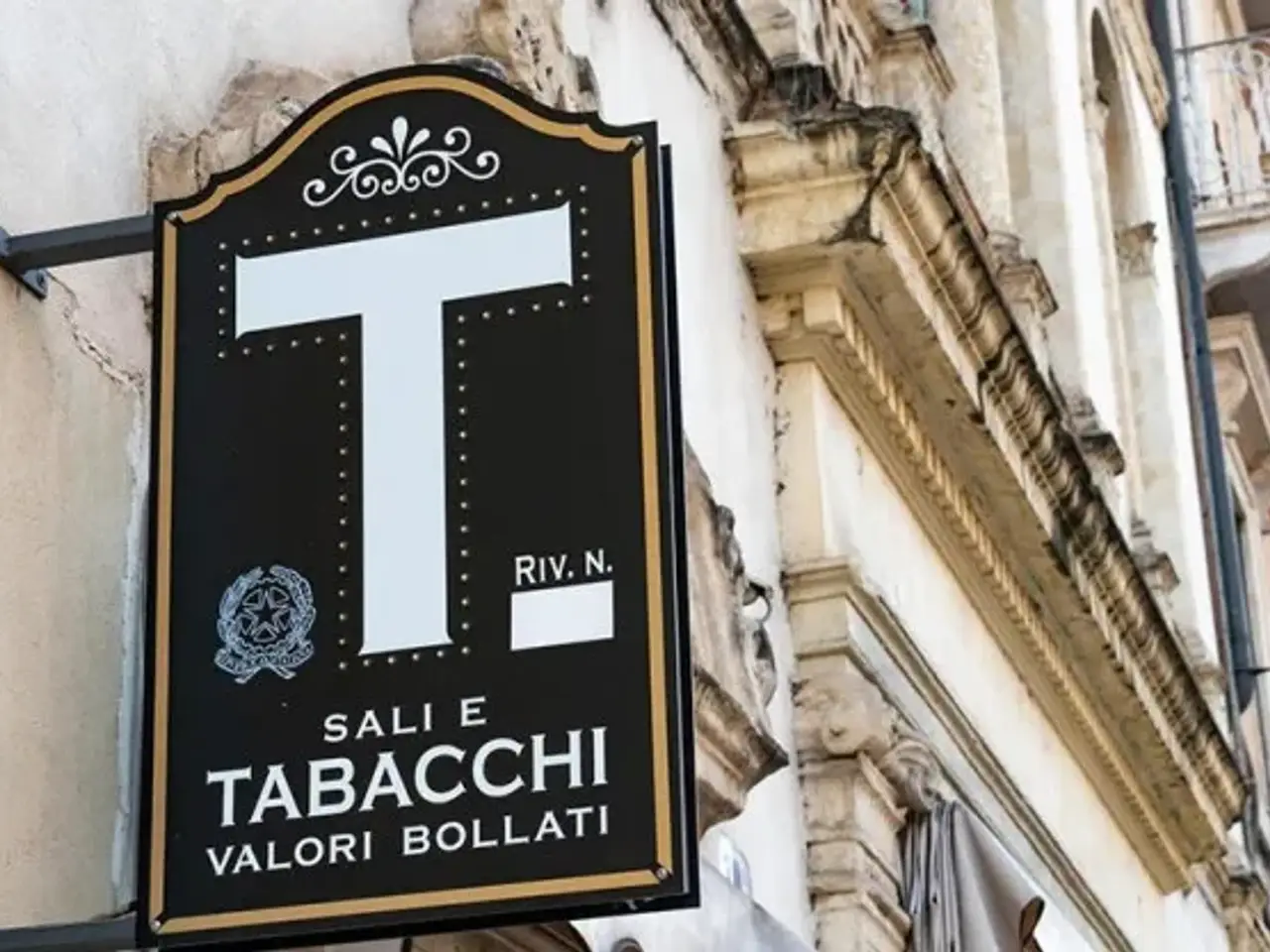 Tabaccheria in , Livorno, {3} - Foto 1