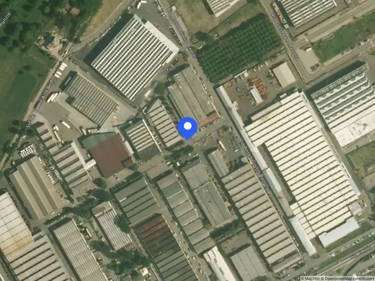 Fabbricato misto in Via Ulisse Aldrovandi 83-85 83, Modena, {3} - Foto 1