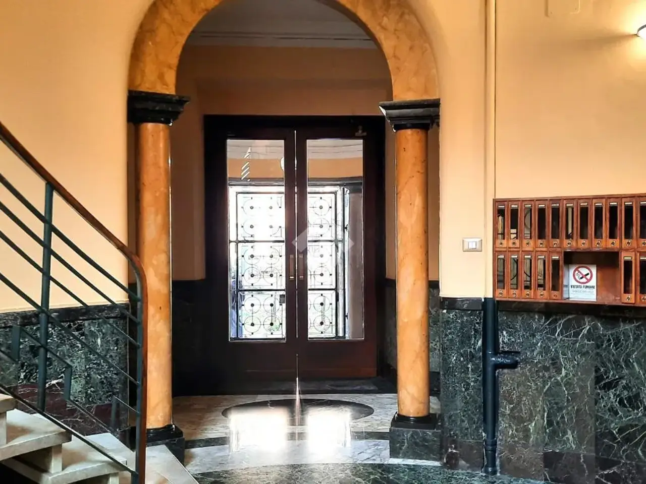 Ufficio in Viale Gran Sasso 28, Milano, {3} - Foto 1