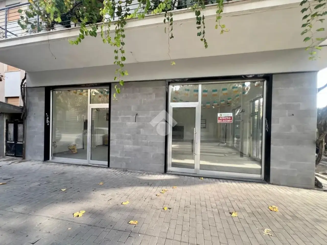 Negozio in Via Nazionale 415, Roseto Degli Abruzzi, {3} - Foto 2