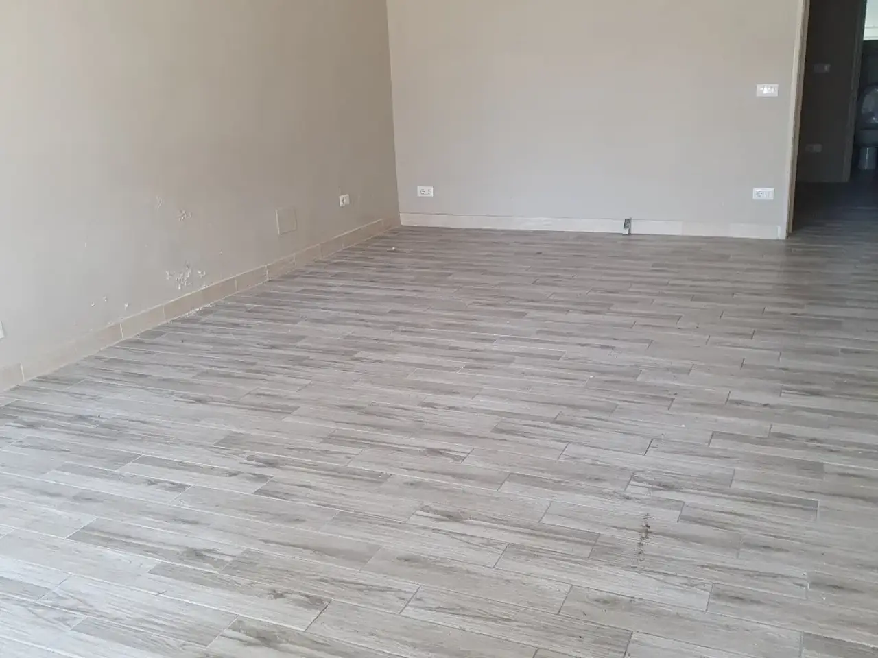 Negozio in Via Mazzini 212, Forte Dei Marmi, {3} - Foto 2