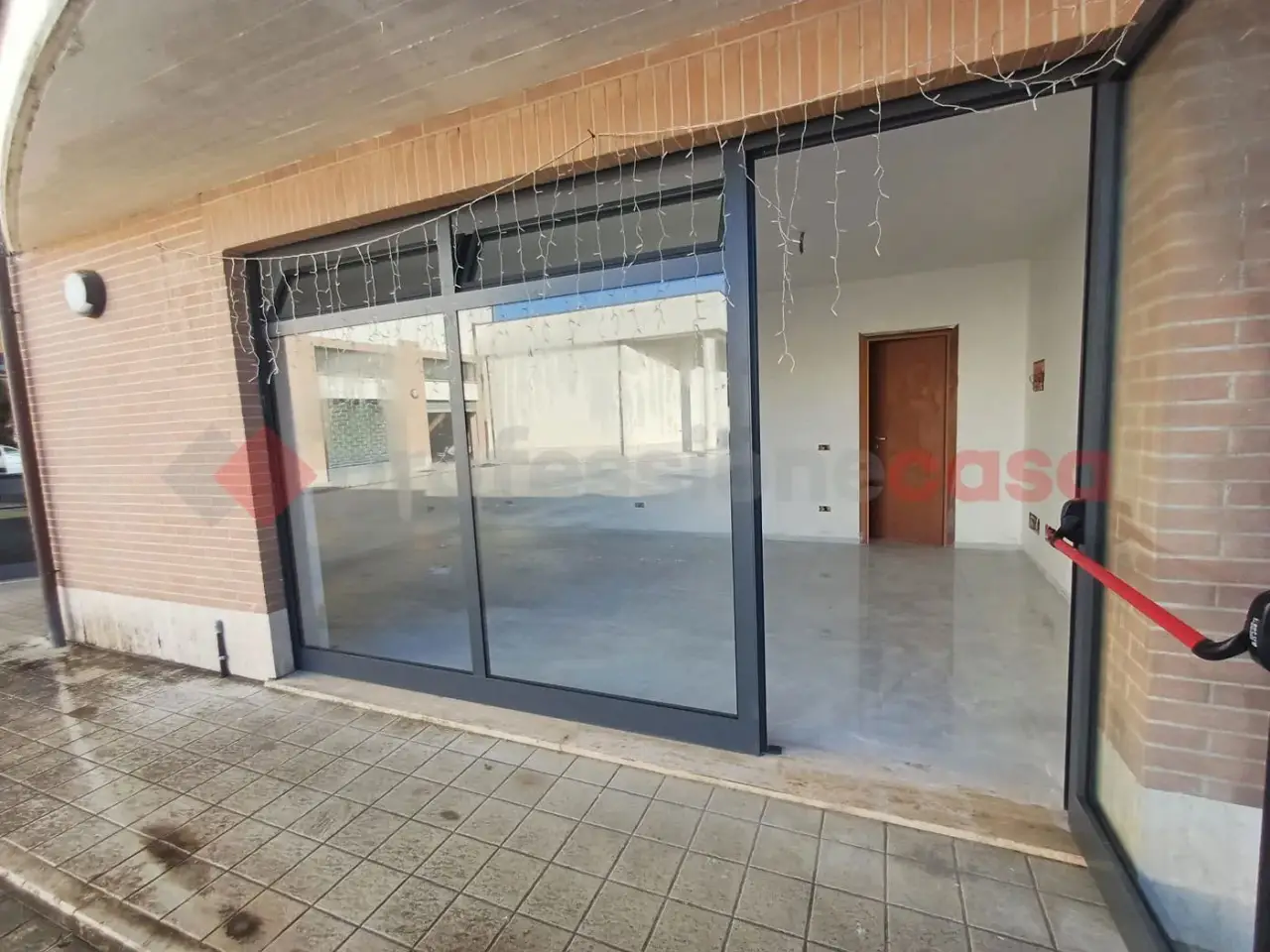 Negozio in Via Stazione 36, Arce, {3} - Foto 1