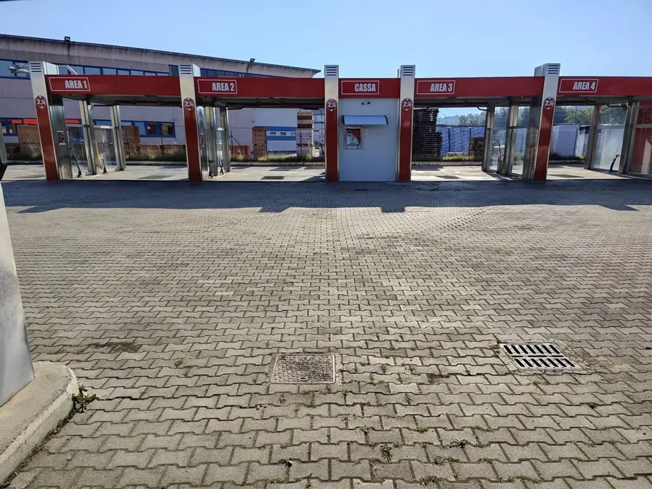 Autolavaggio in Via Valle Settedue, Colleferro, {3} - Foto 2