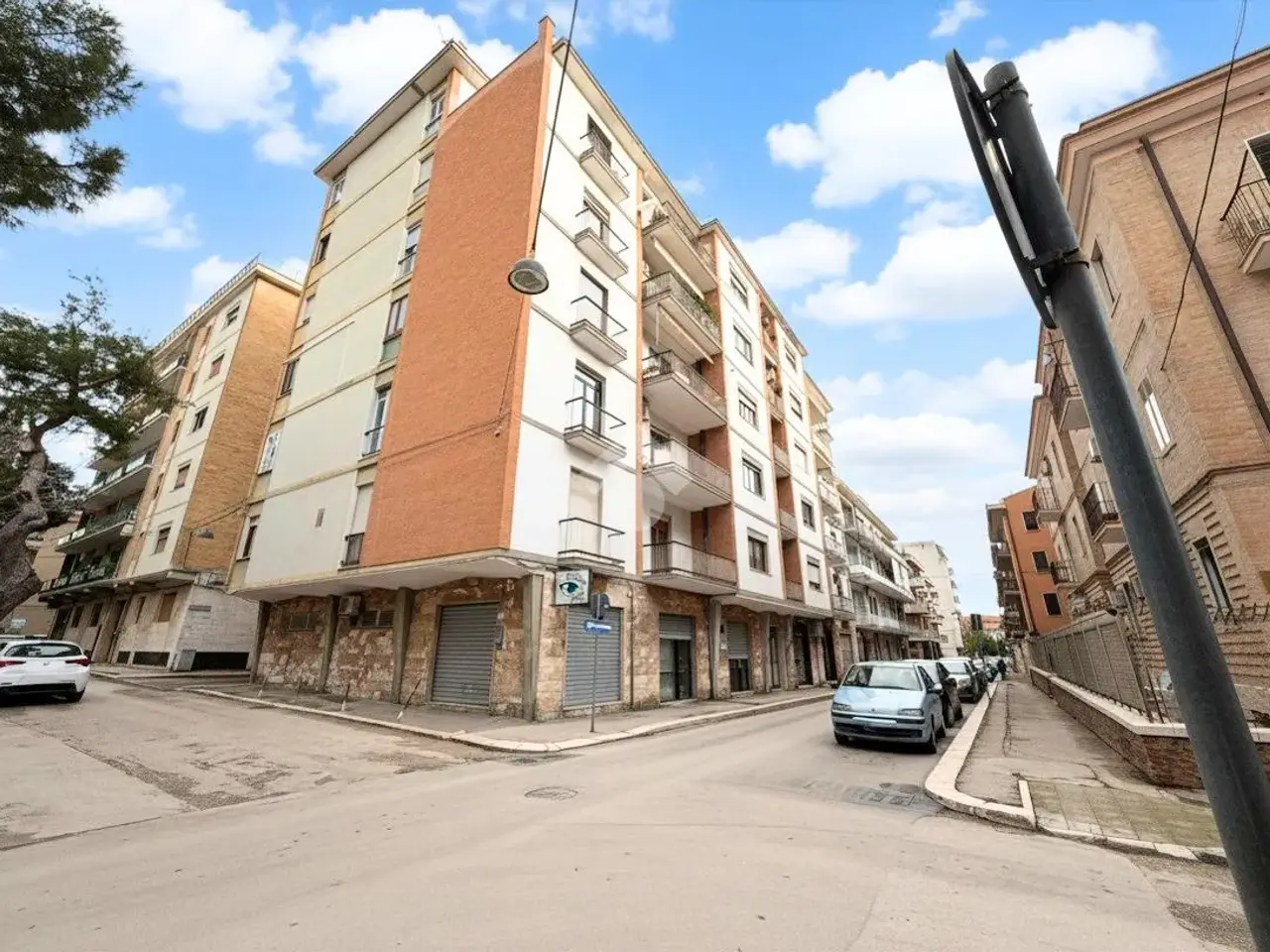 Negozio in Via Indipendenza 37, Lucera, {3} - Foto 1