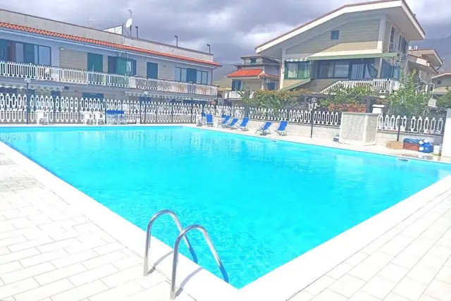 Villa a schiera in Via Santo Janni-Piscinola, Formia - Foto 1