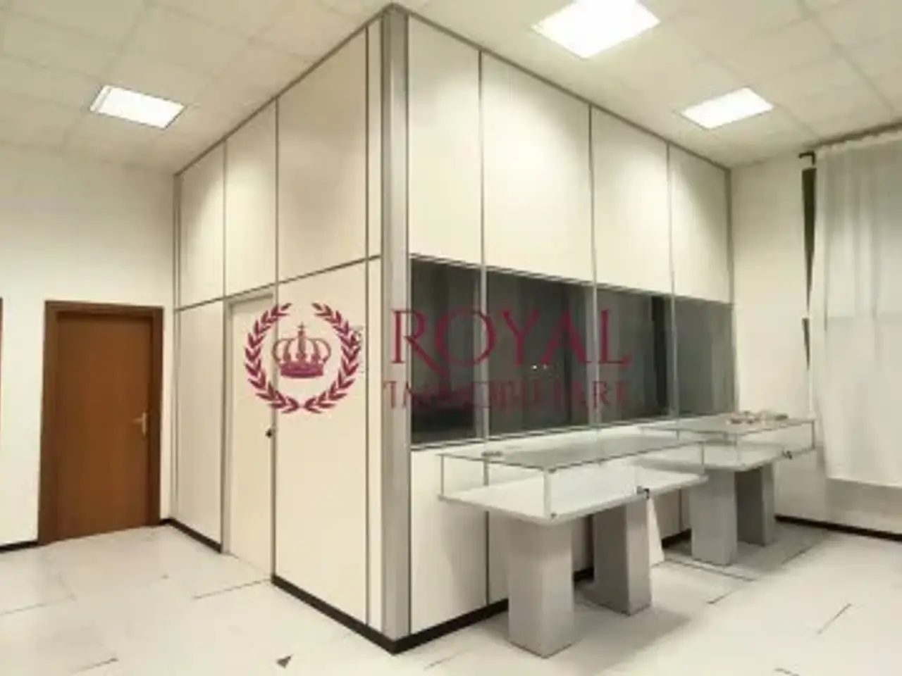 Ufficio in Via delle Cateratte 5, Livorno, {3} - Foto 1