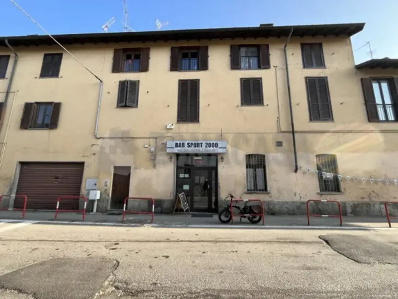 Negozio in Via Posorti, Vergiate, {3} - Foto 1