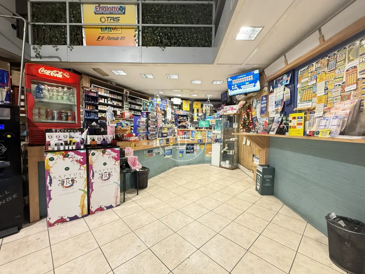 Tabaccheria in Via Pratese 64 d, Firenze, {3} - Foto 1