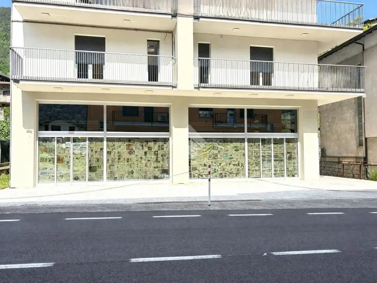 Negozio in Viale G. Donizetti 7, Cerete, {3} - Foto 1