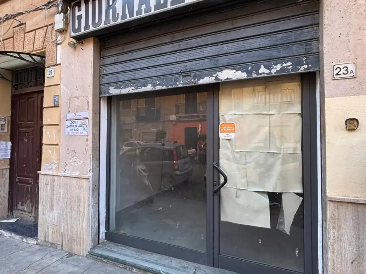 Negozio in Via Domenico Lancia di Brolo, 23a, Palermo, {3} - Foto 2
