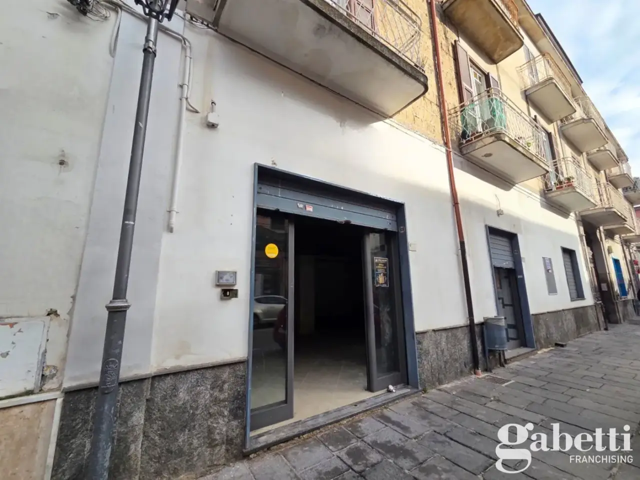 Negozio in Via Napoli 00, Pomigliano D'Arco, {3} - Foto 2