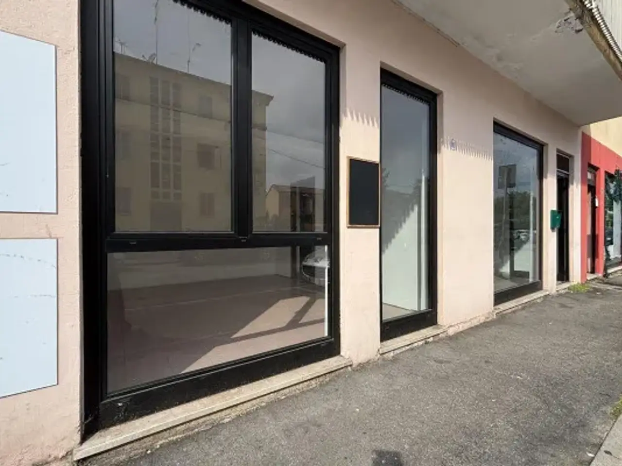 Negozio in Via Jacopo Crescini 136, Padova, {3} - Foto 2