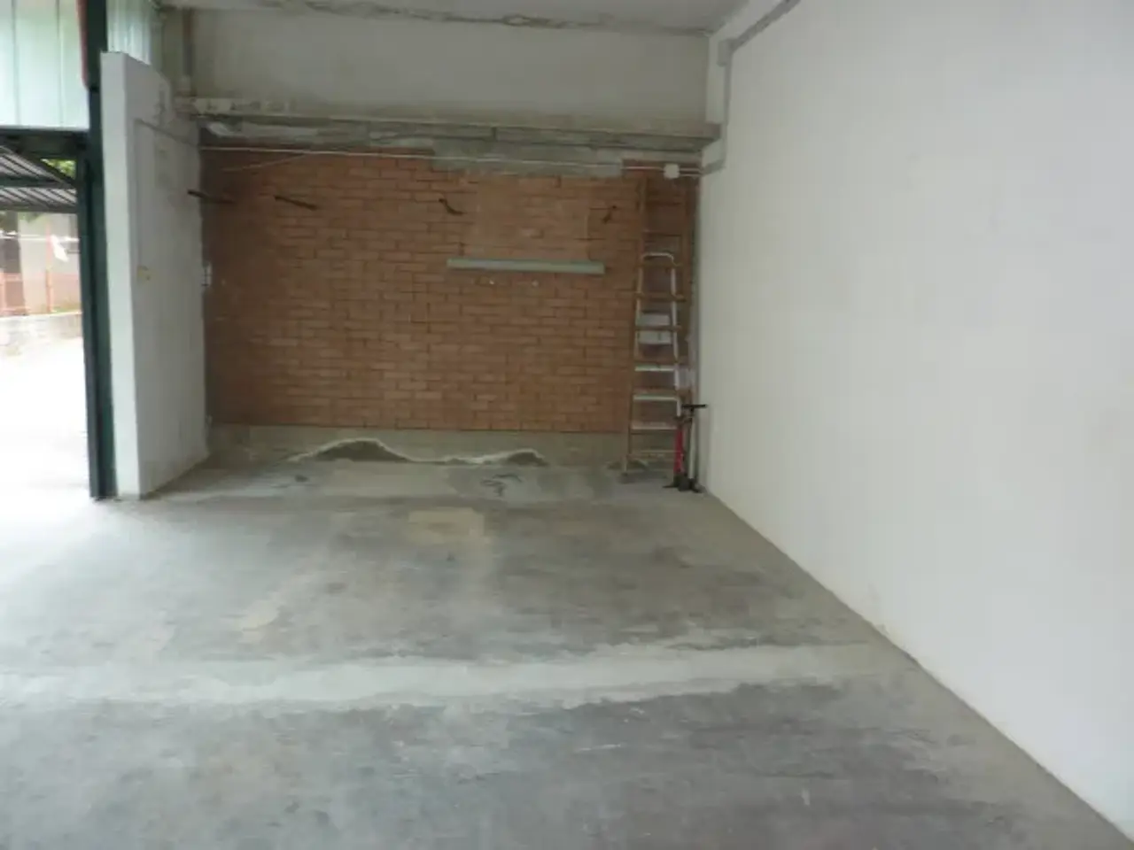 Negozio in Via Aldo Moro 49, Casalgrande, {3} - Foto 1