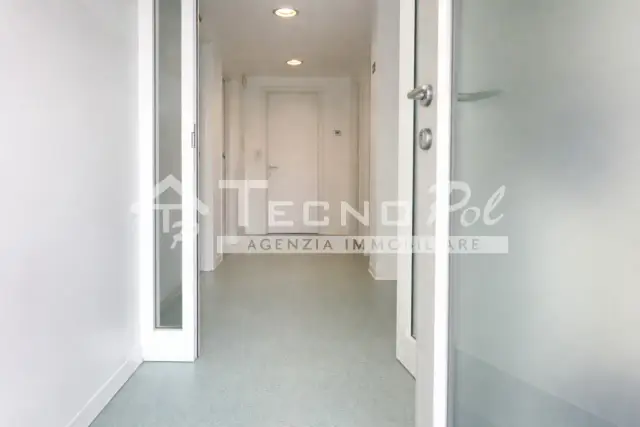 insertion image