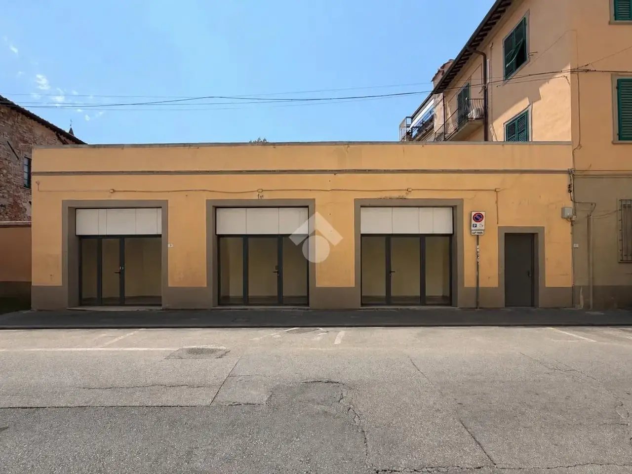 Negozio in Via S. Lorenzo 7, Pisa, {3} - Foto 1