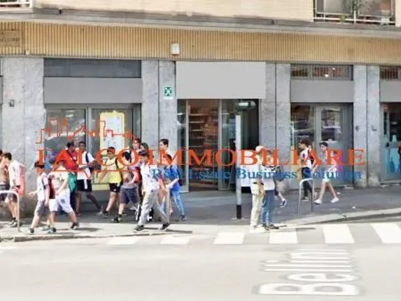 Negozio in Via Giambellino 80, Milano, {3} - Foto 1