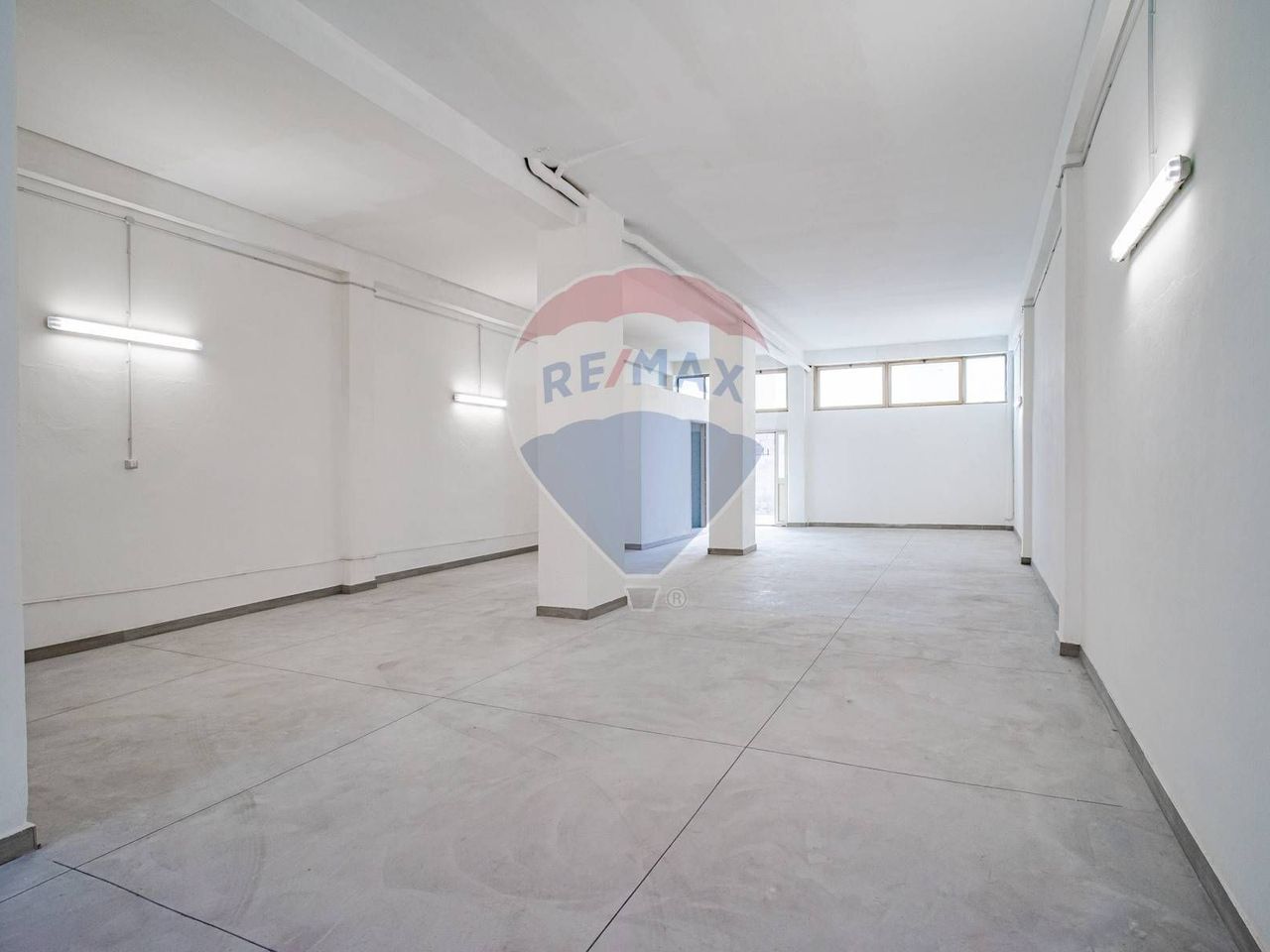 Laboratorio in Paolo Borsellino 177, Misterbianco, {3} - Foto 1