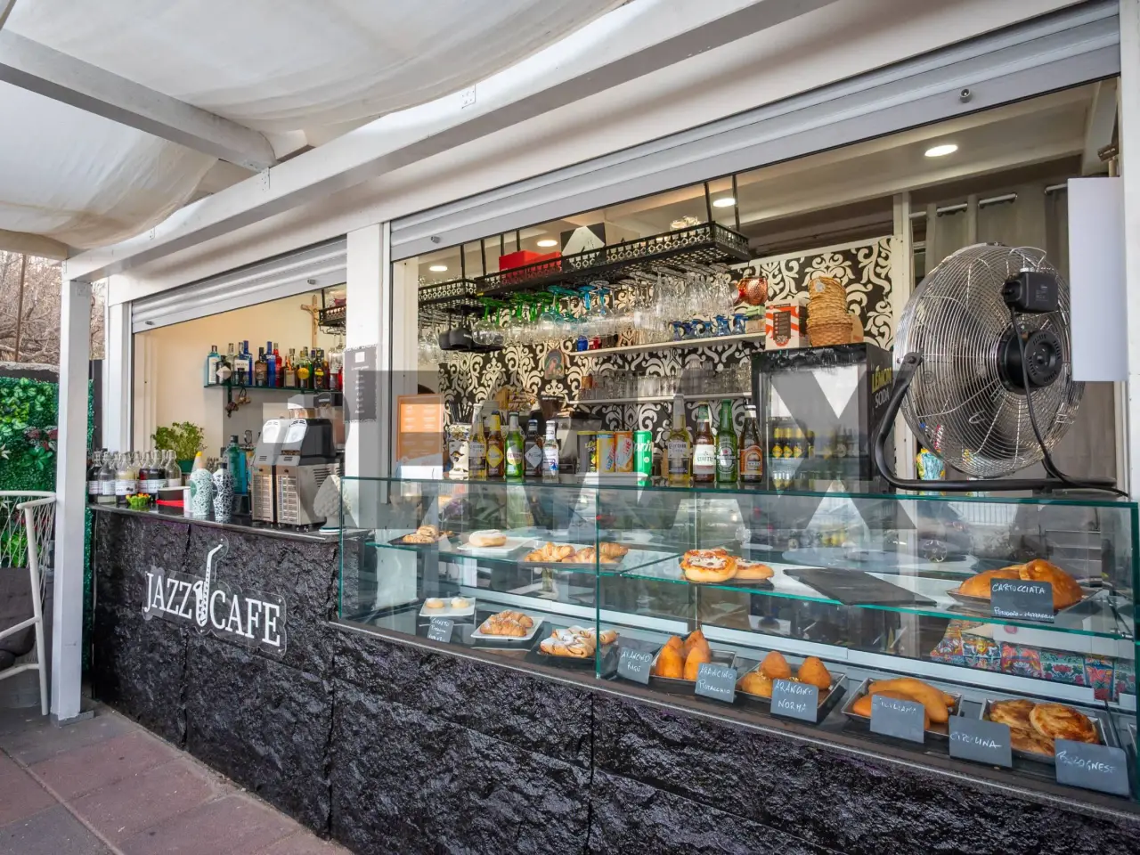 Esercizio commerciale in Via Lungo Mare 86, Sant'Alessio Siculo, {3} - Foto 1