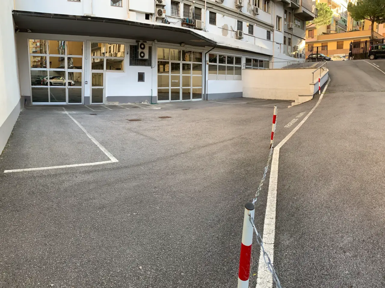 Magazzino in Via Caduti di Cefalonia, Firenze, {3} - Foto 1