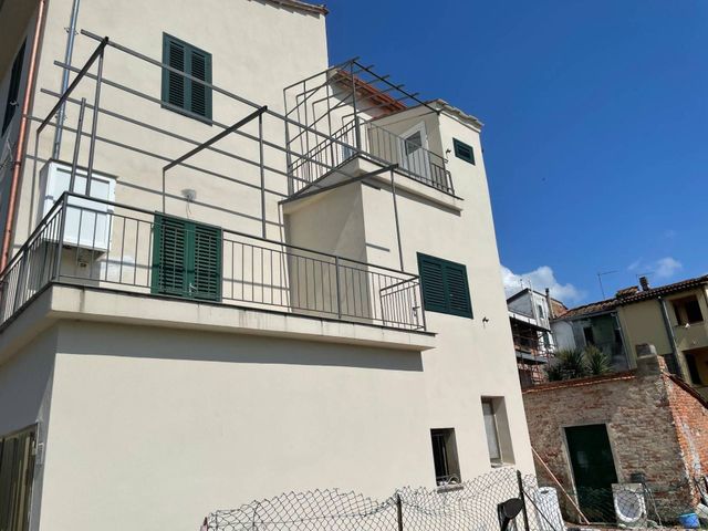 Casa indipendente in Via Bettino Ricasoli, Ponte Buggianese - Foto 1