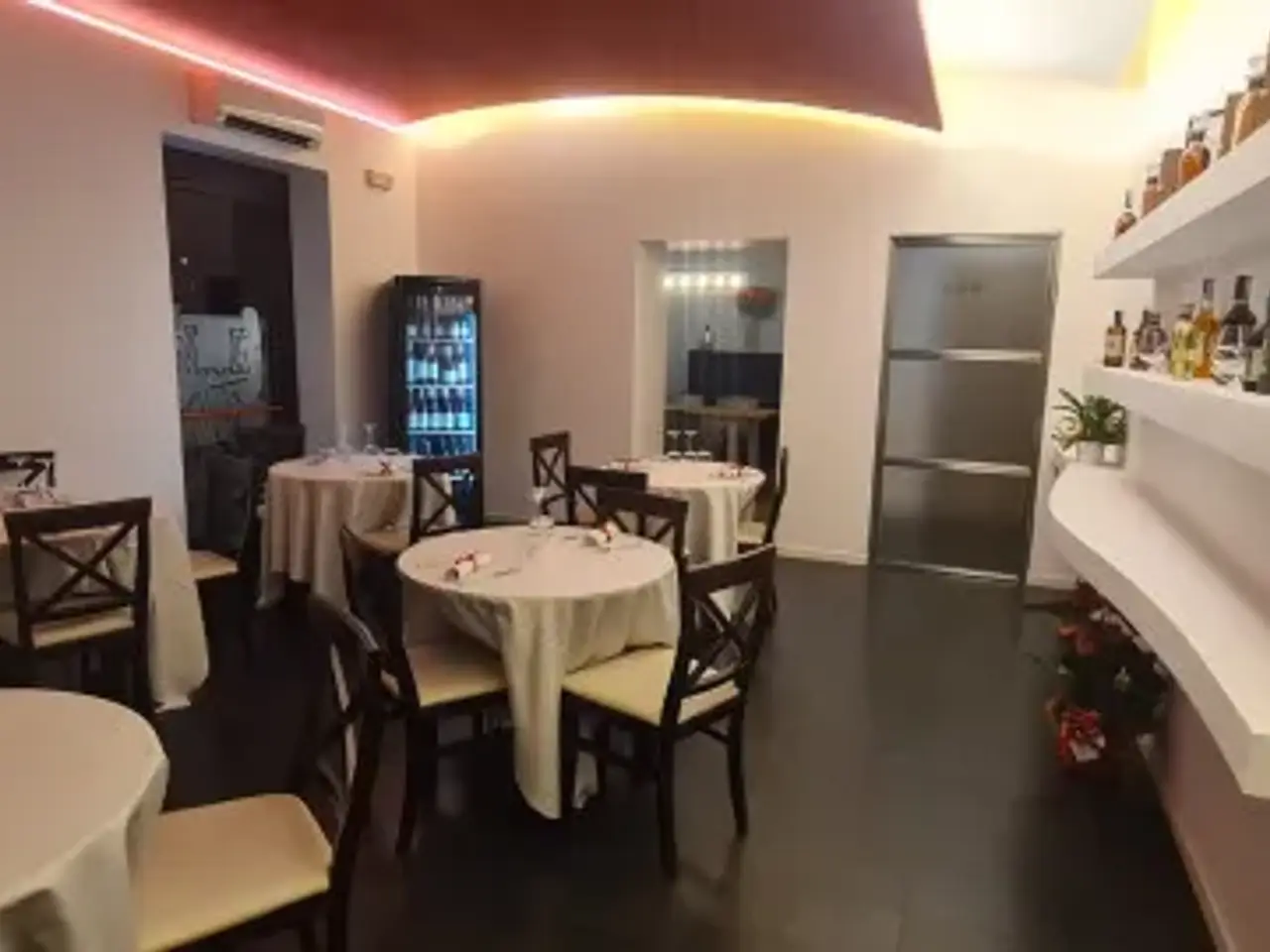 Ristorante in Via Roma, Pomezia, {3} - Foto 1