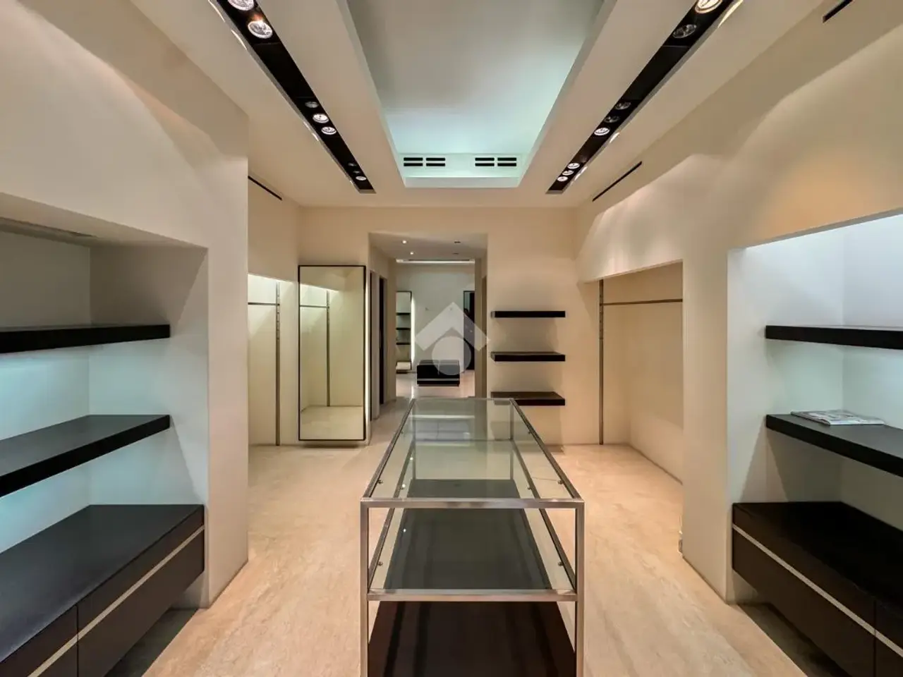 Palazzina commerciale in Via Giuseppe Mazzini 77, Crema, {3} - Foto 1