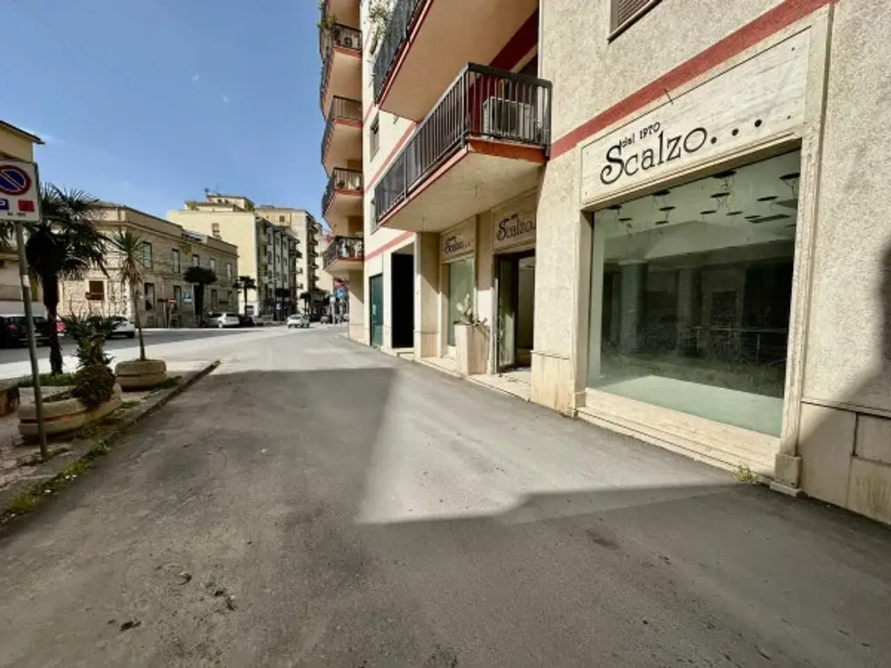 Negozio in Corso Giuseppe Garibaldi 128, Canicatti', {3} - Foto 2