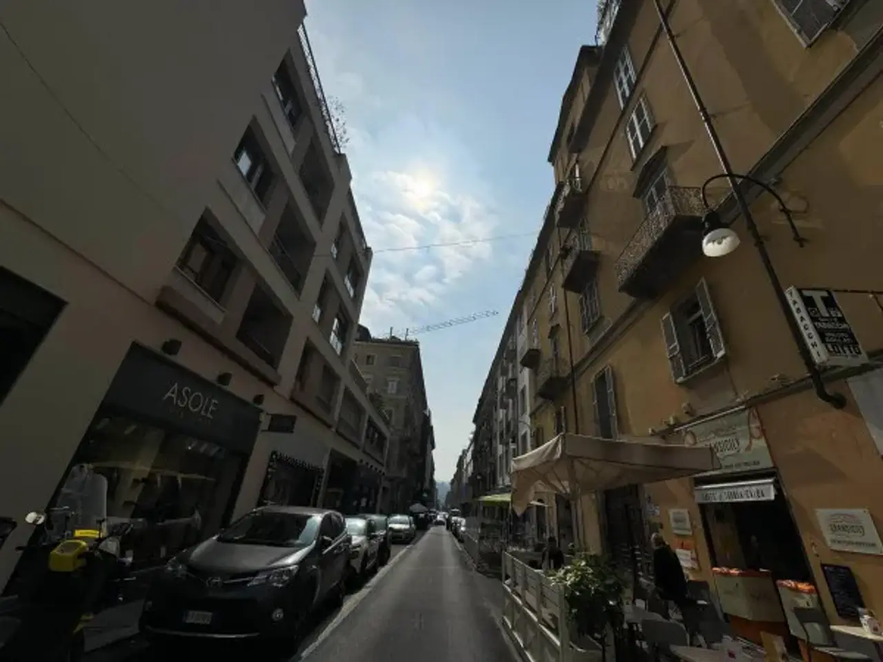 Negozio in Via Giovanni Giolitti 7, Torino, {3} - Foto 1