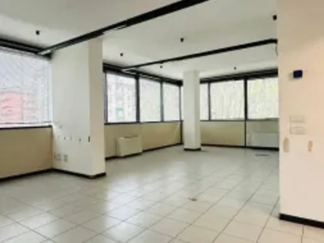 Ufficio in Viale Italia 557, La Spezia, {3} - Foto 1