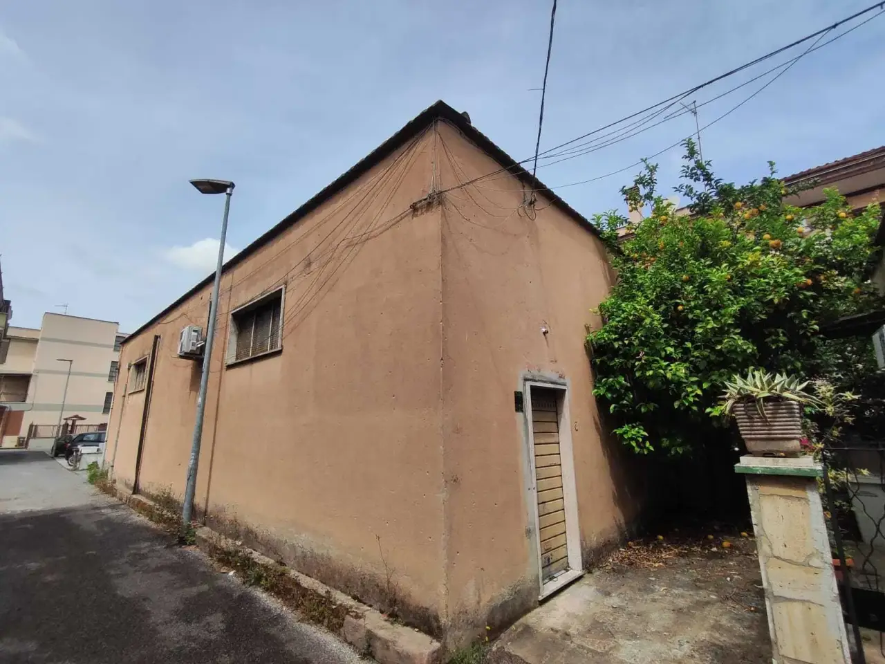 Negozio in Via Fratelli Bandiera, Guidonia Montecelio, {3} - Foto 1