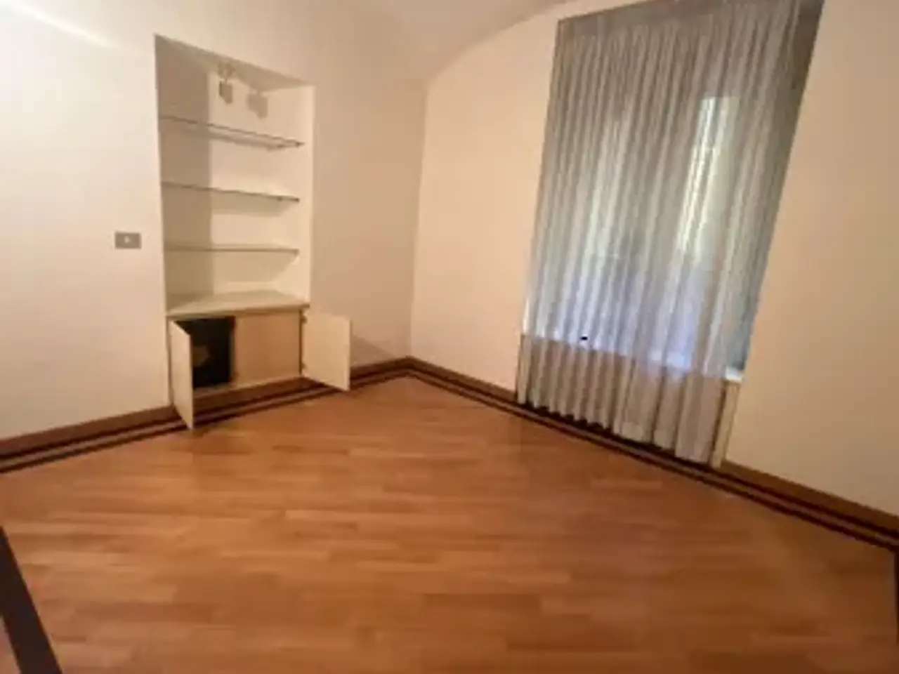 Ufficio in Via Raffaele Cadorna 29, Roma, {3} - Foto 2