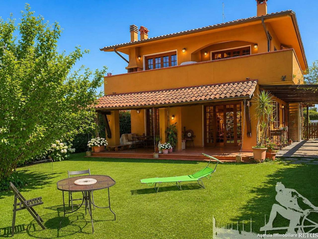 casa indipendente in vendita a Forte dei Marmi