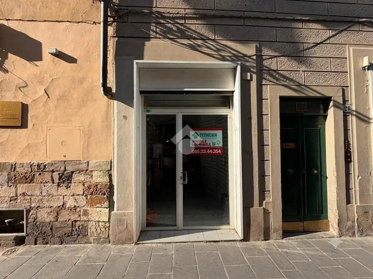Negozio in Borgo La Croce, Firenze, {3} - Foto 2