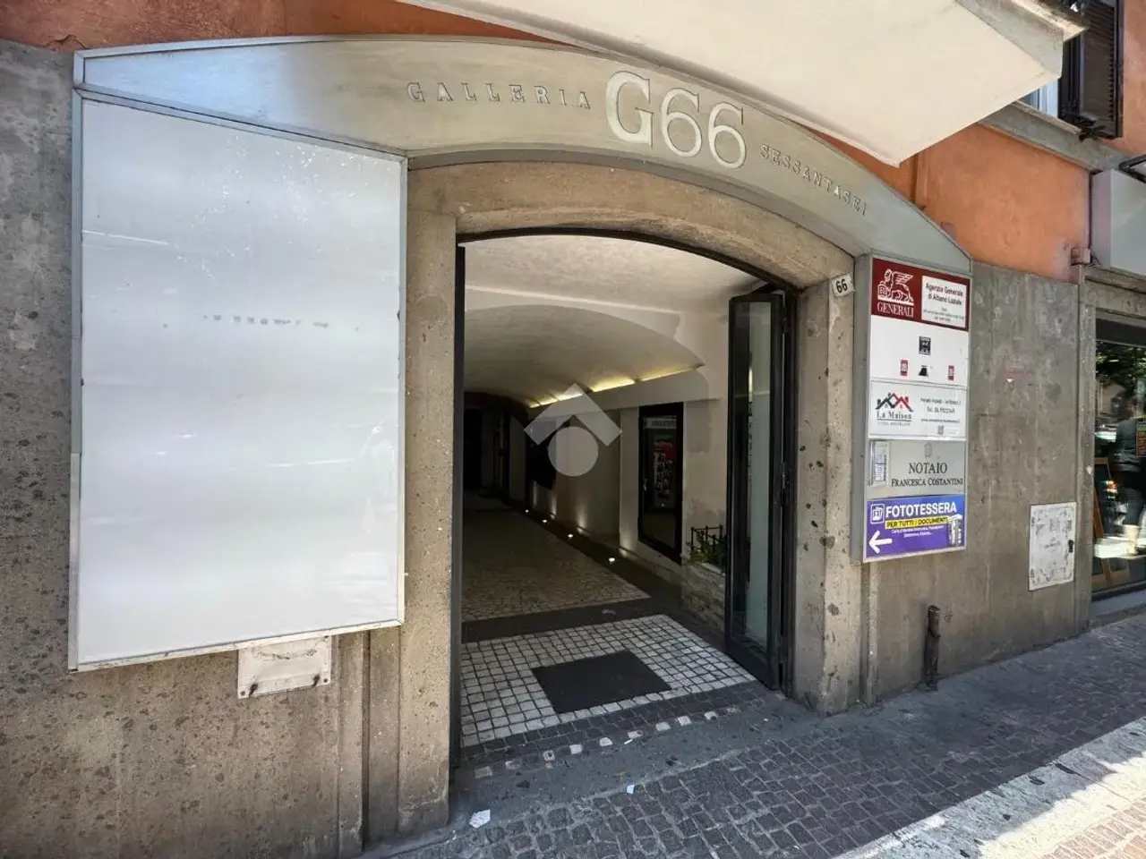 Negozio in Corso Giacomo Matteotti 66, Albano Laziale, {3} - Foto 2