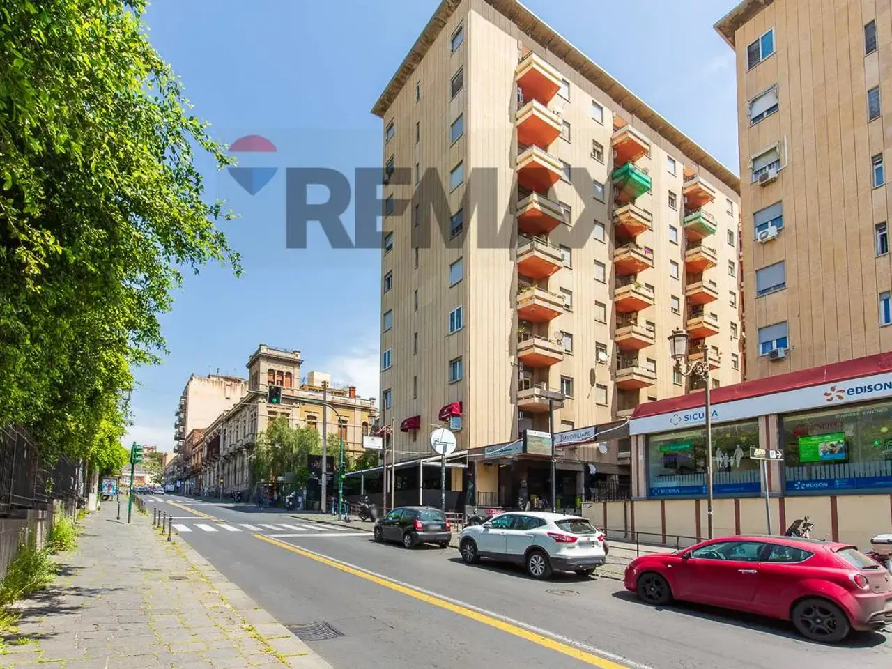 Esercizio commerciale in Via Etnea 740, Catania, {3} - Foto 2