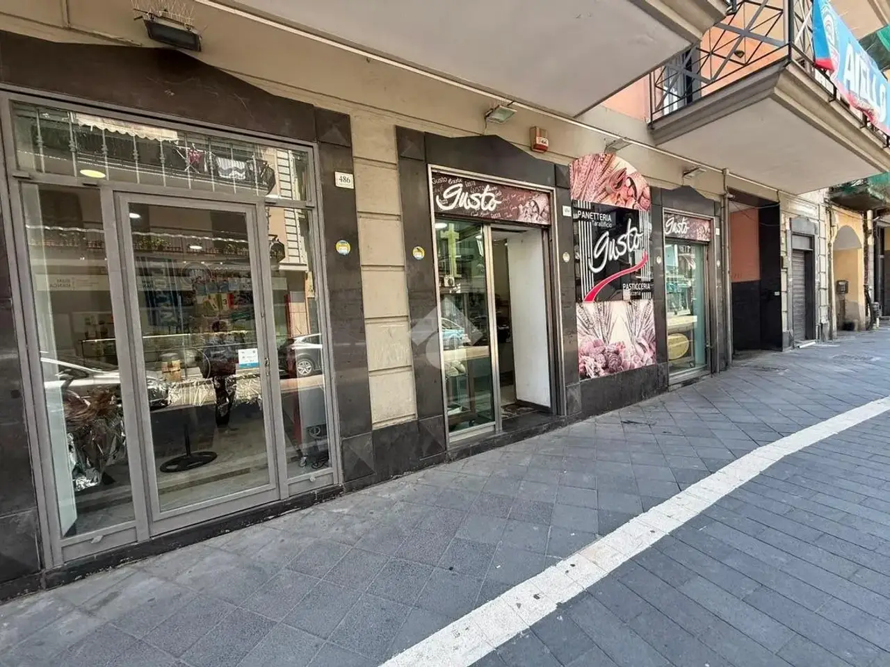 Negozio in Corso Umberto I 482, Casalnuovo Di Napoli, {3} - Foto 1