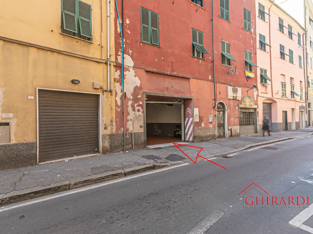 Parcheggio chiuso in Via Celesia 74r, Genova, {3} - Foto 2