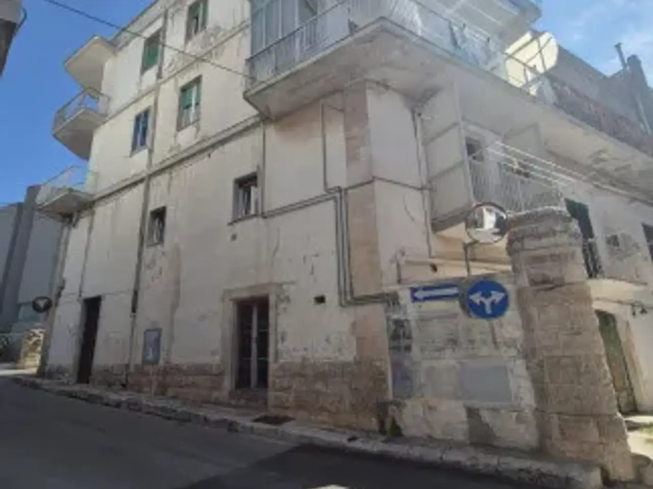 Negozio in Via Serra, Locorotondo, {3} - Foto 2