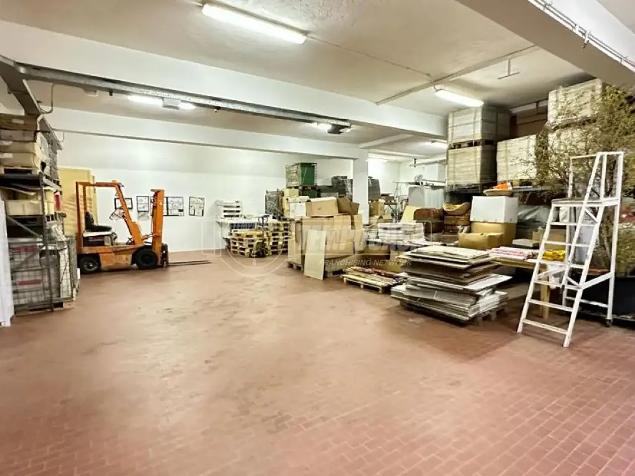 Magazzino in Via Pinamonte 3, Osnago, {3} - Foto 2