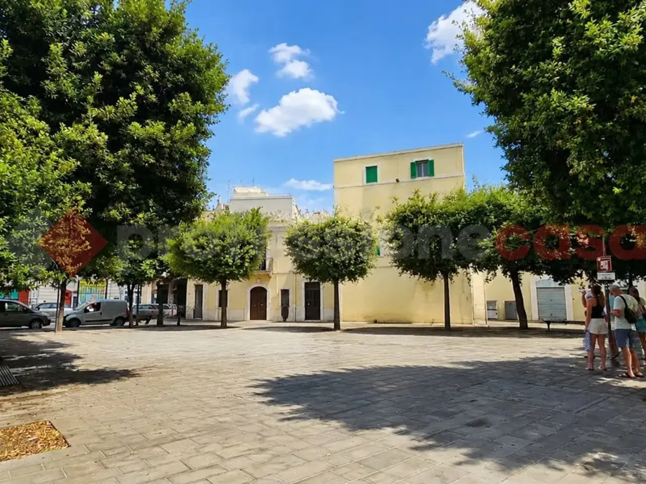Negozio in Piazza Manzoni, Monopoli, {3} - Foto 2