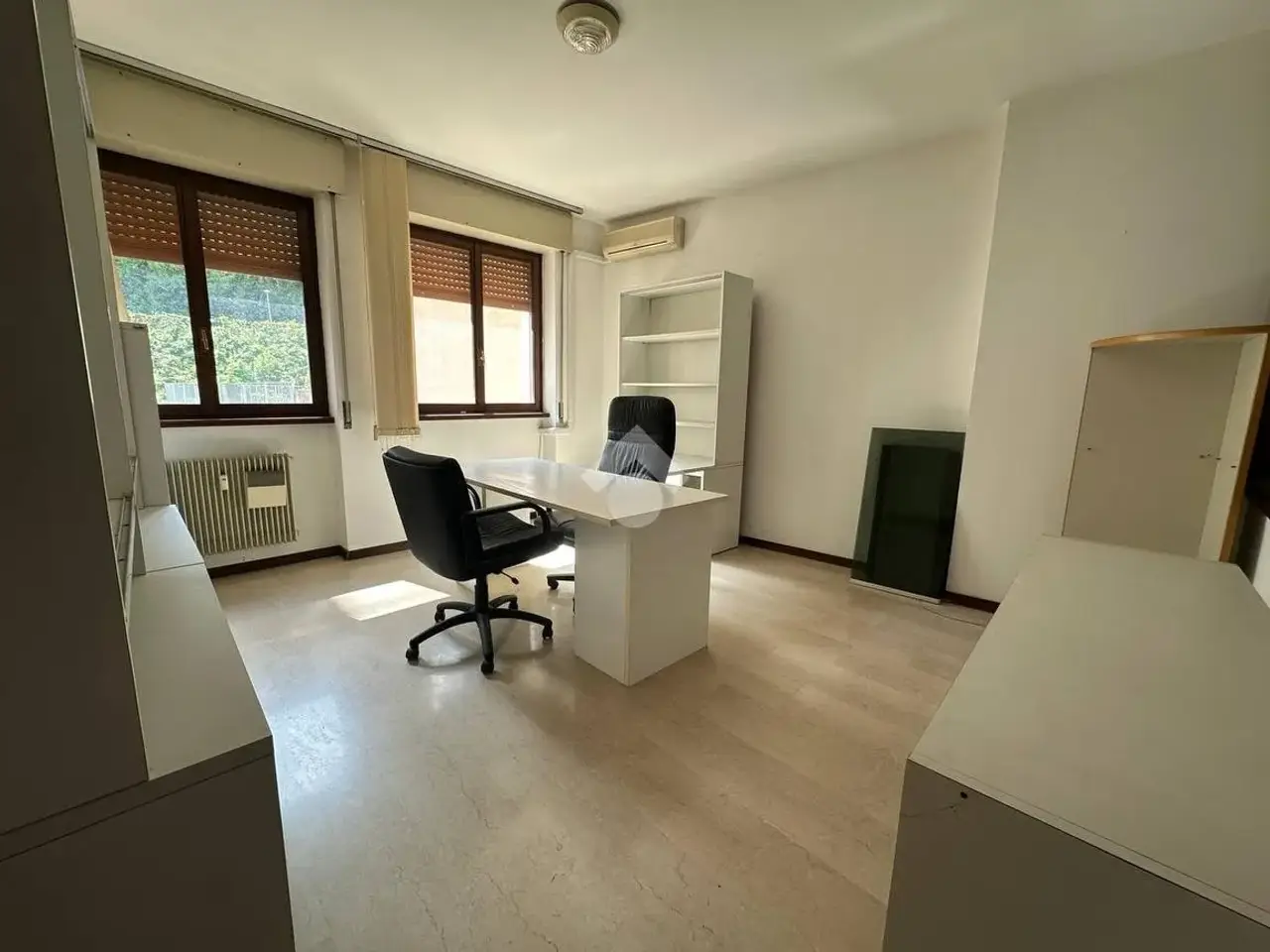 Ufficio in Corso della Vittoria 214, Vittorio Veneto, {3} - Foto 1