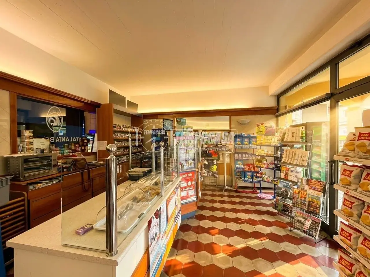 Esercizio commerciale in Via Tremellini, Foresto Sparso, {3} - Foto 2