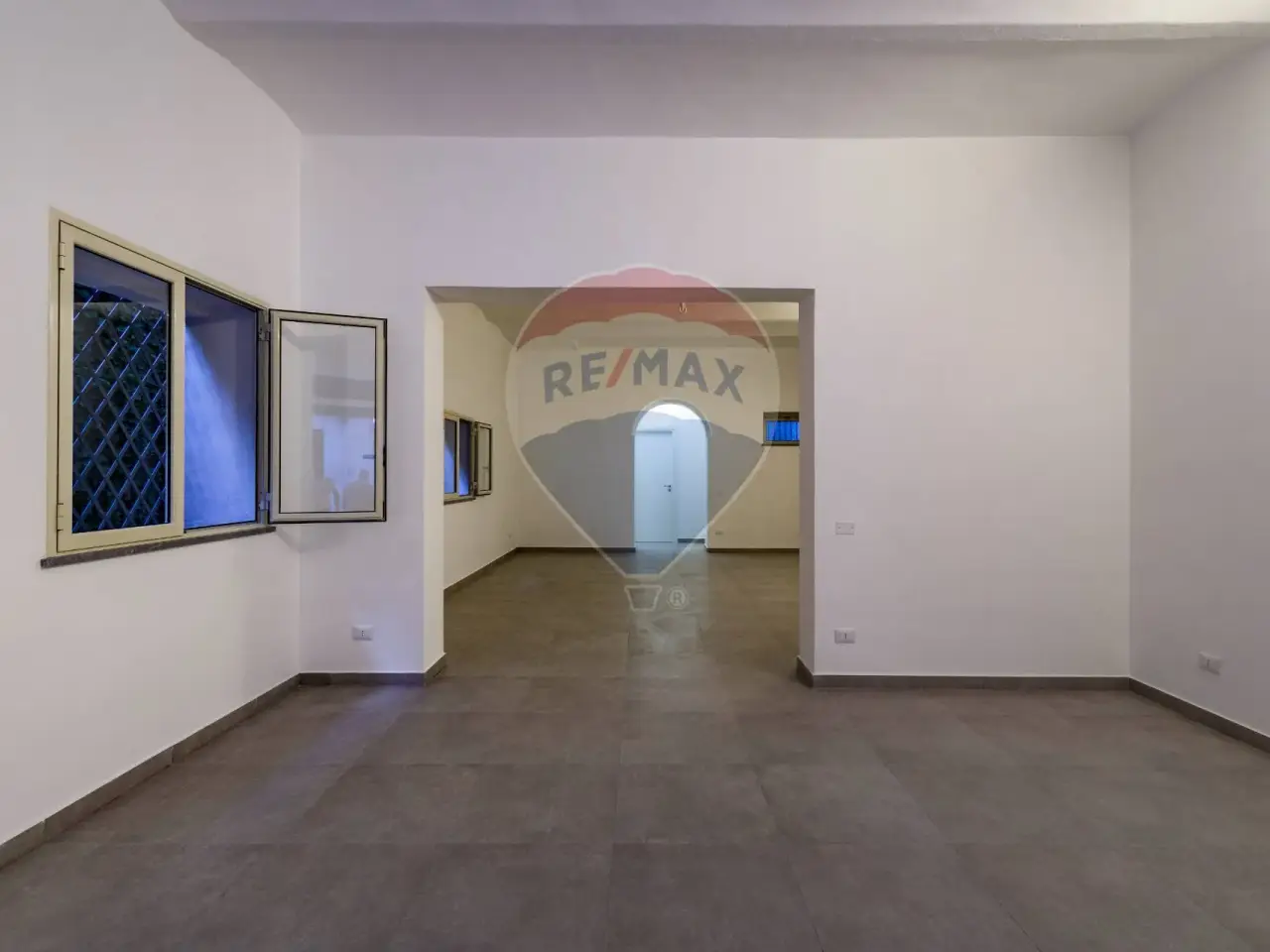 Negozio in , Palermo, {3} - Foto 1